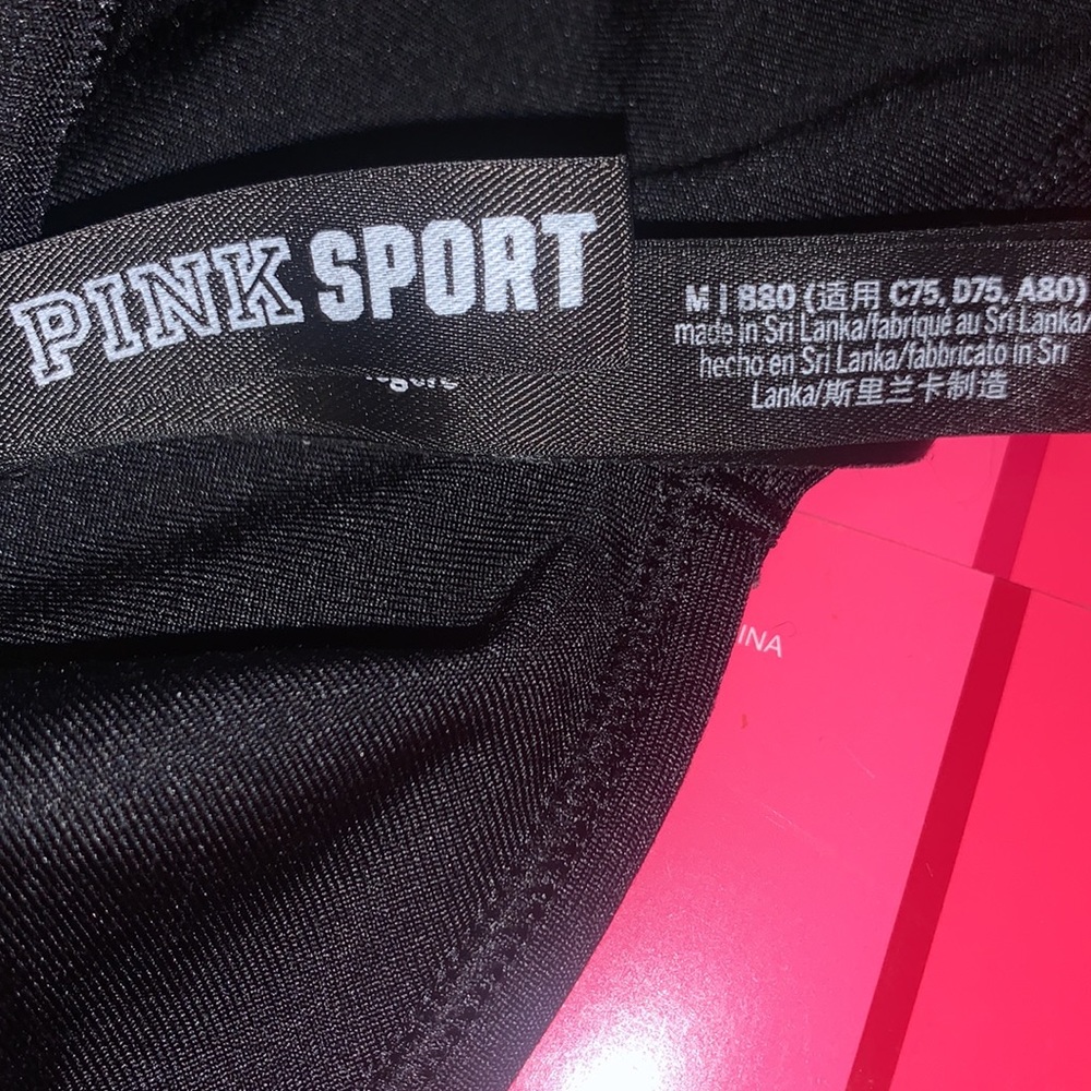 NWOT VICTORIAS SECRET Sports bra Sz M - Picture 8 of 8
